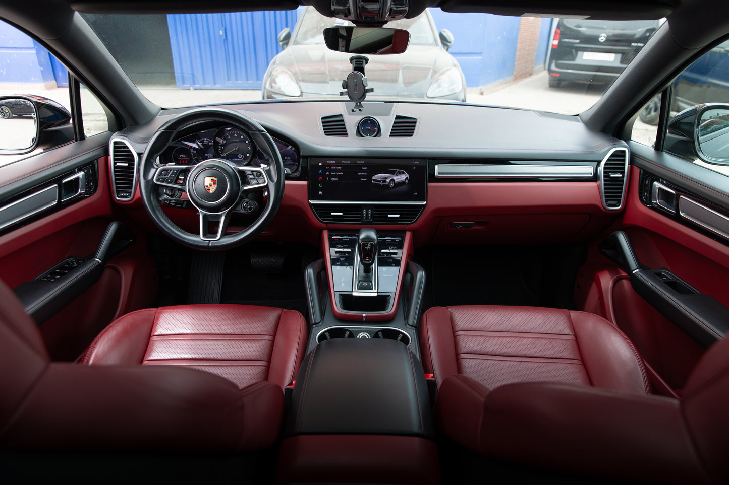 Porsche Cayenne – 2023- 75000 km