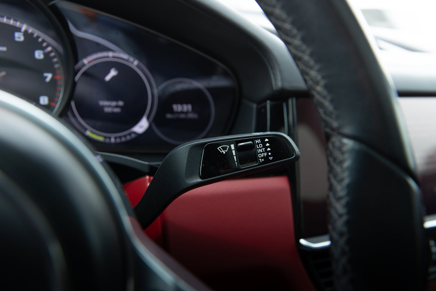 Porsche Cayenne – 2023- 75000 km
