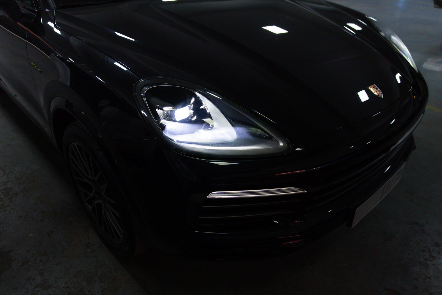Porsche Cayenne – 2023- 75000 km