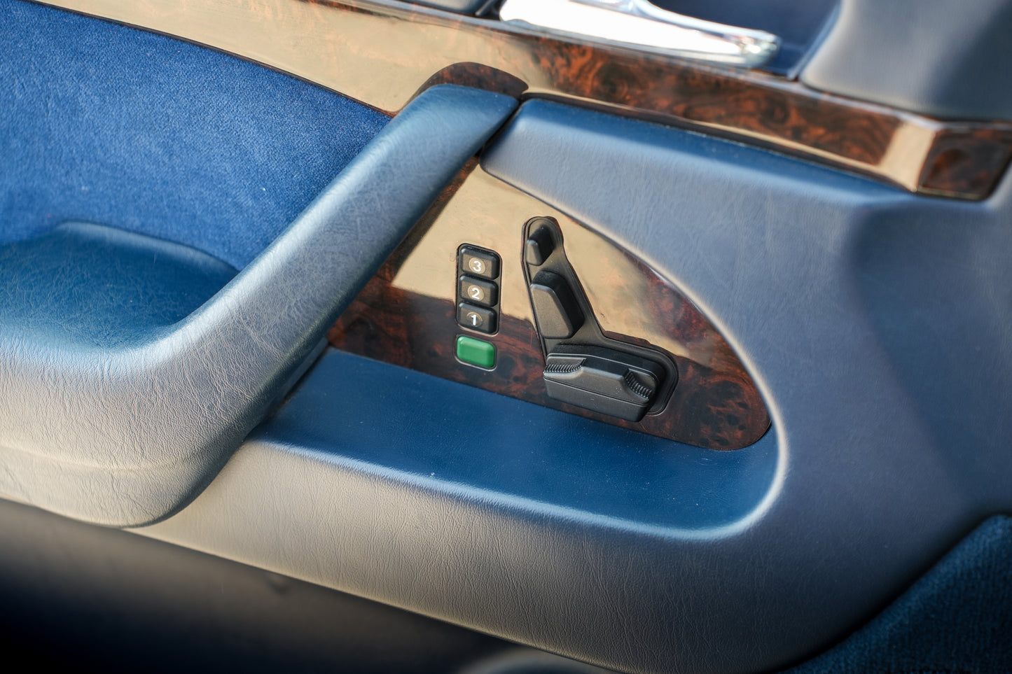 Mercedes-Benz Classe S (W140) v6 320I , 110 000 km