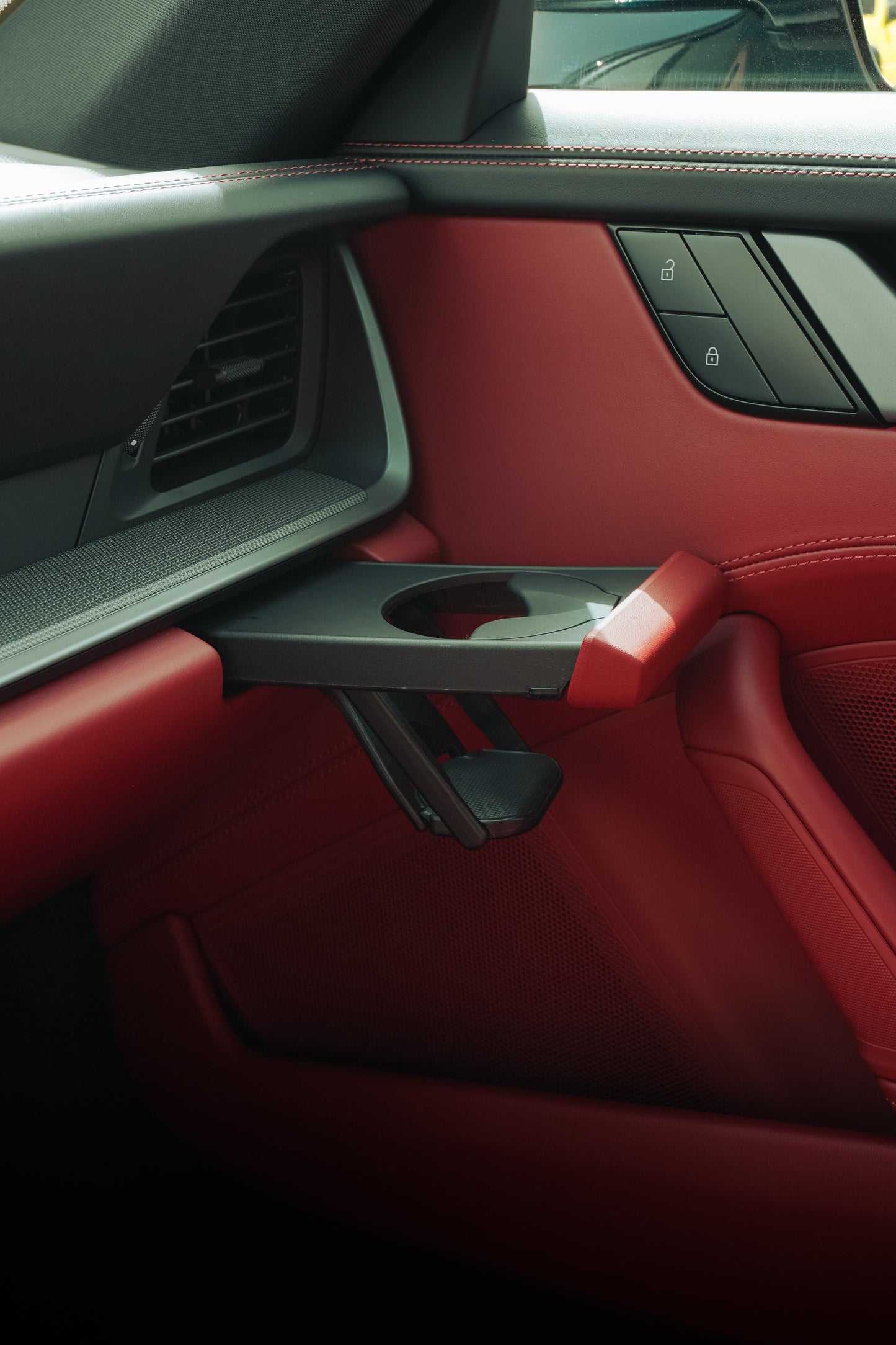 Porsche 911 Carrera 4S –dec 2023 – 3 000 km