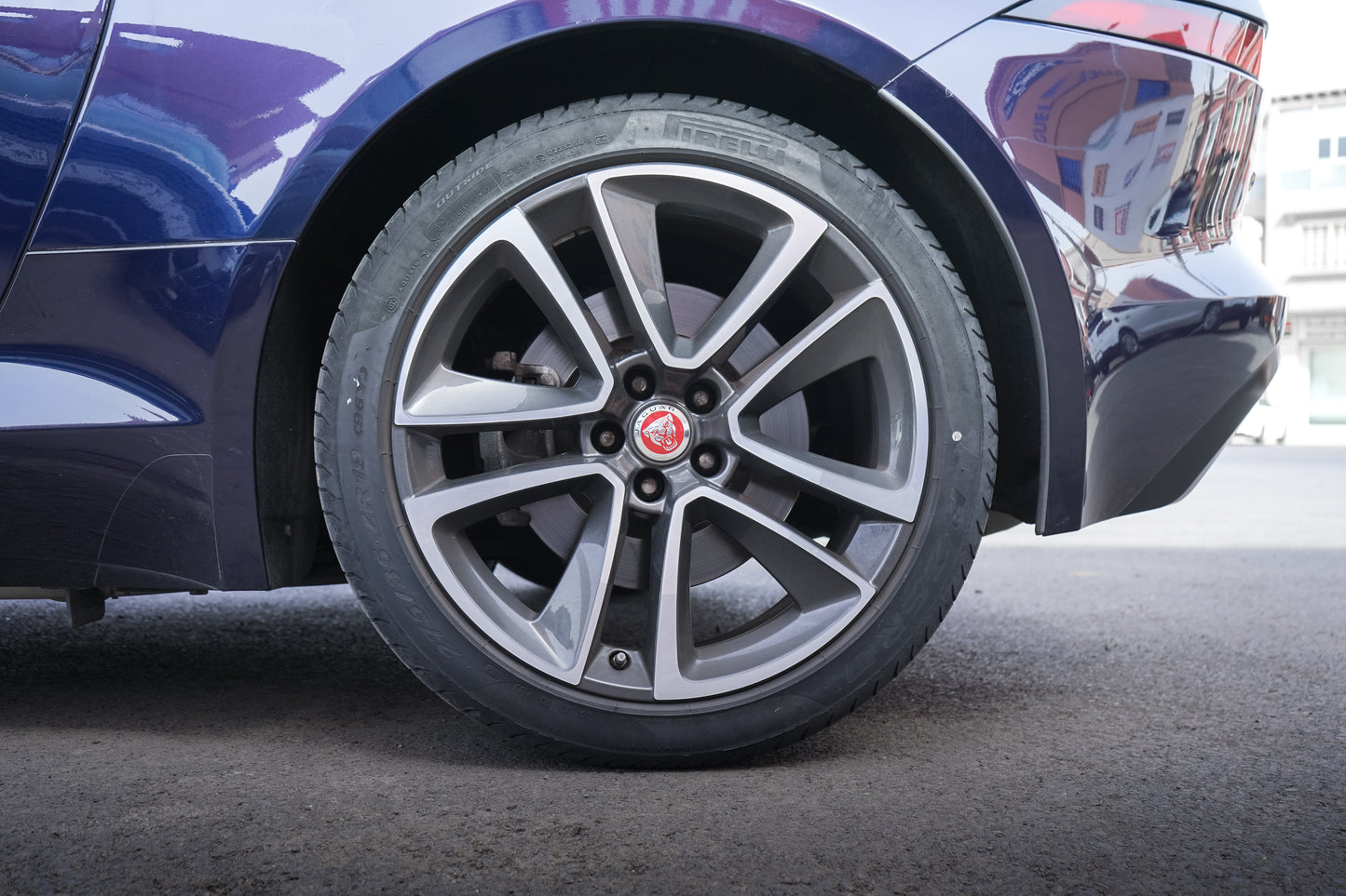 Jaguar F-Type P300 – 2019 – 18 000 km ( vendu )