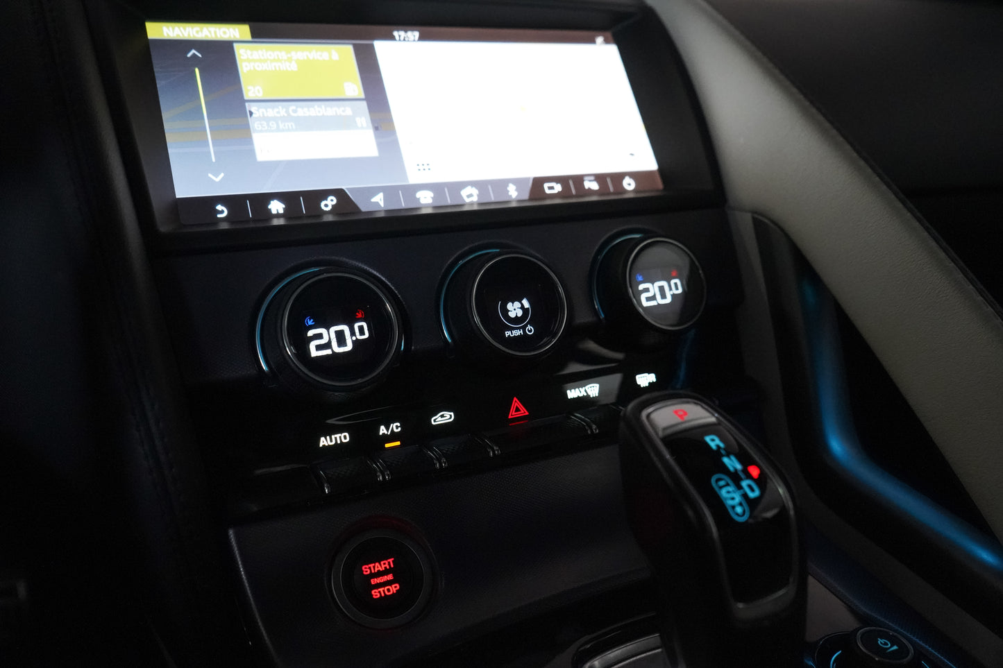 Jaguar F-Type P300 – 2019 – 18 000 km ( vendu )