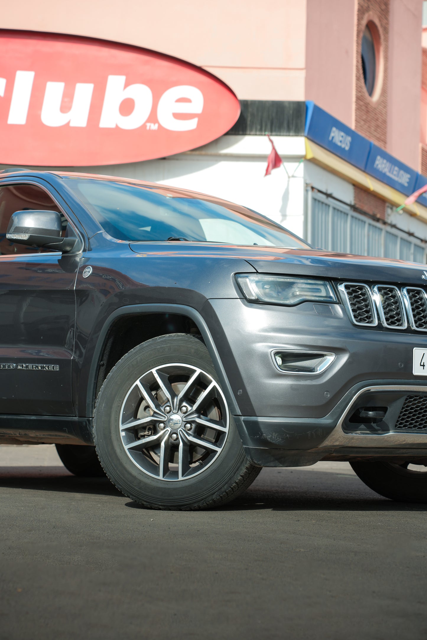 Jeep Grand Cherokee - 2018 - 114 000
