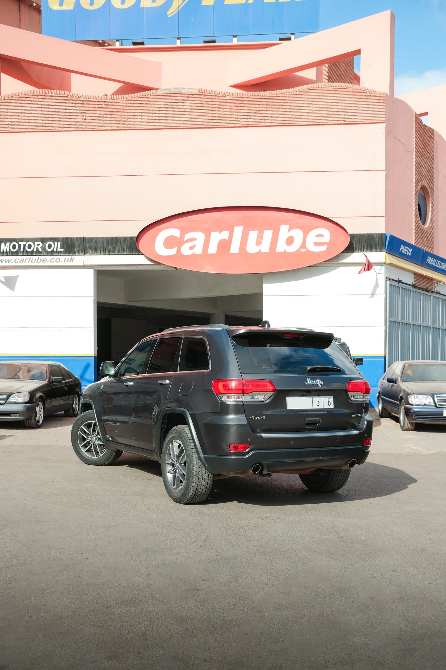 Jeep Grand Cherokee - 2018 - 114 000