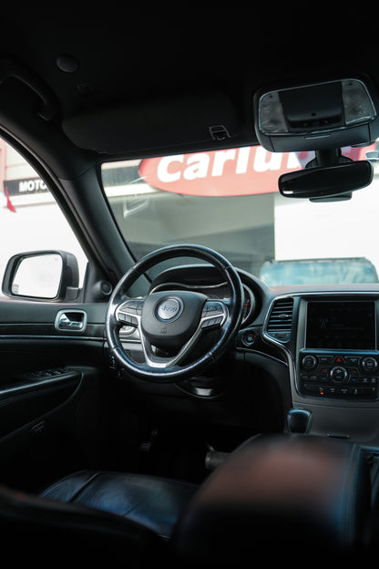 Jeep Grand Cherokee - 2018 - 114 000