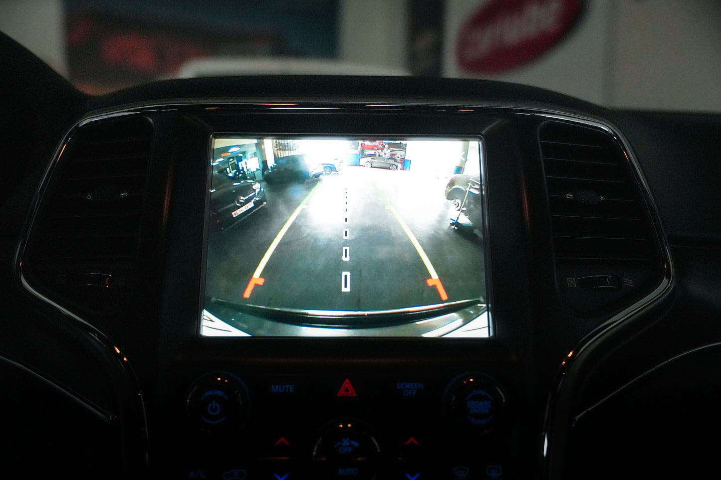 Jeep Grand Cherokee - 2018 - 114 000