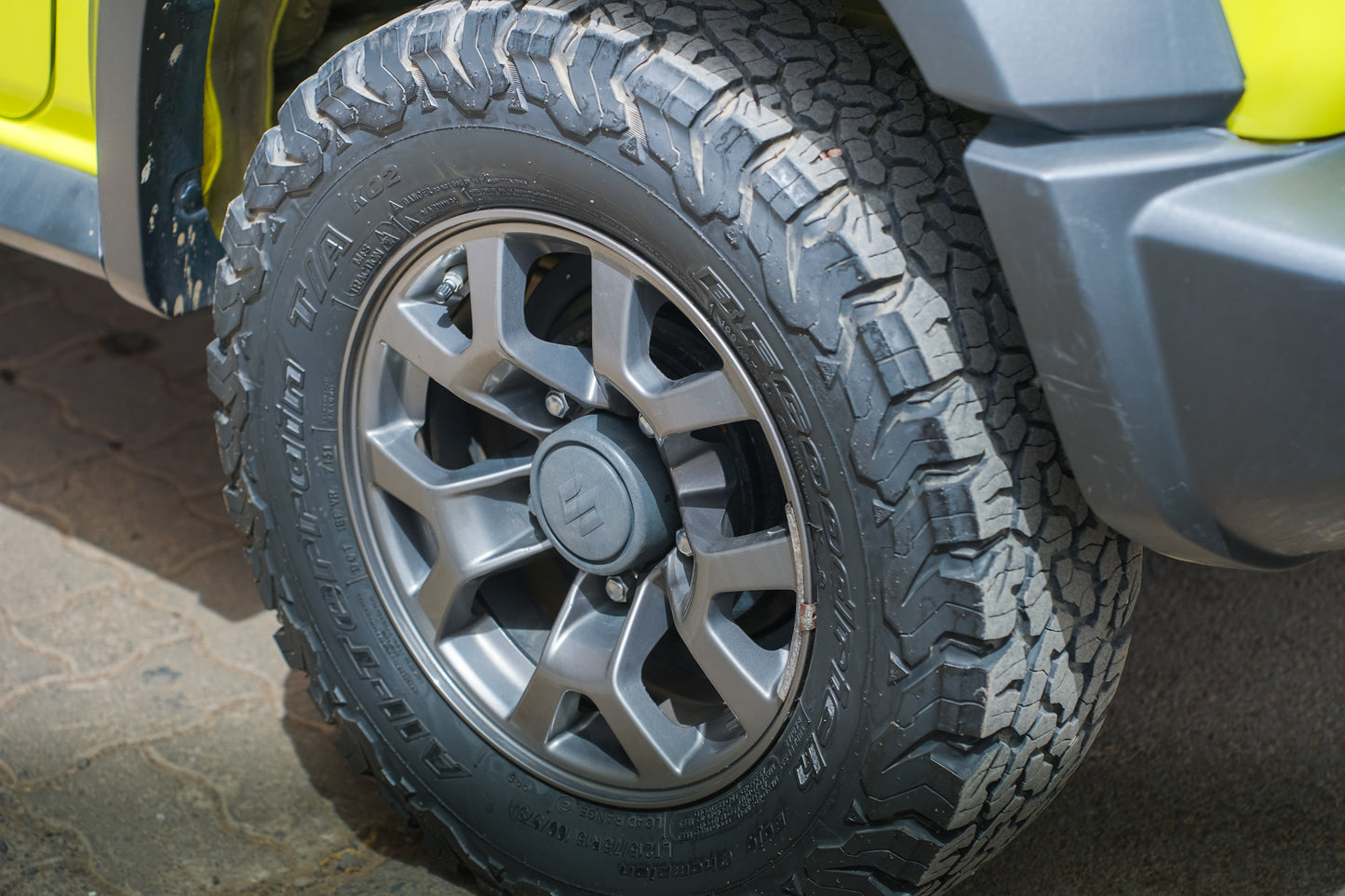 Suzuki Jimny 2021 (Pneu goodrich)