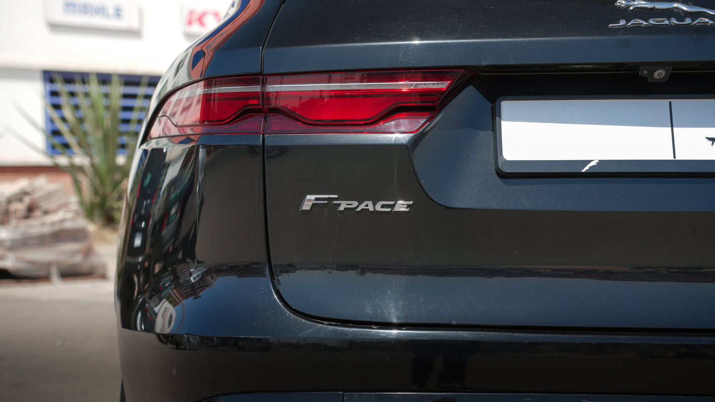 Jaguar F-PACE – 2022