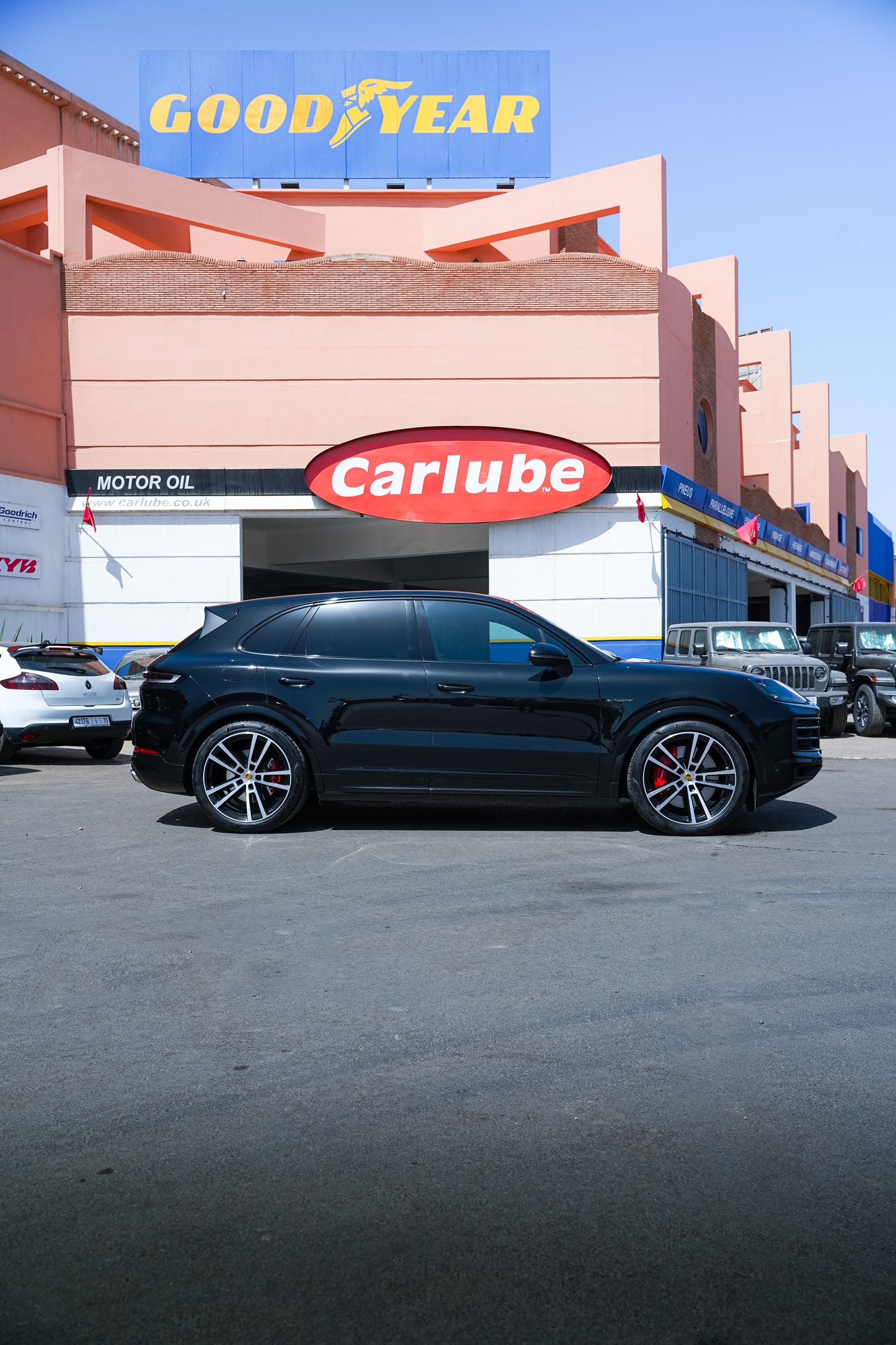 Porsche cayenne s SUV - 2024 dw 2025 -26 000 km