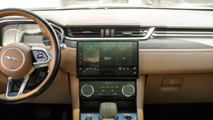 Jaguar F-PACE – 2022