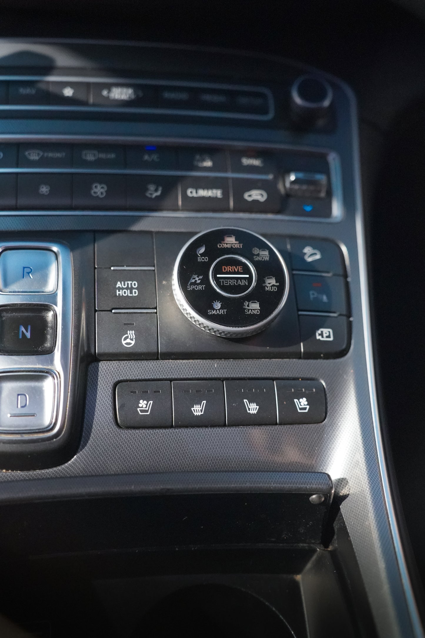 hyundai santa fe 2022 7 places