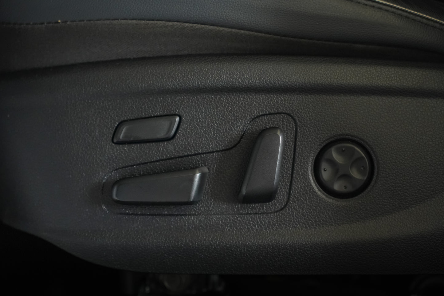 hyundai santa fe 2022 7 places