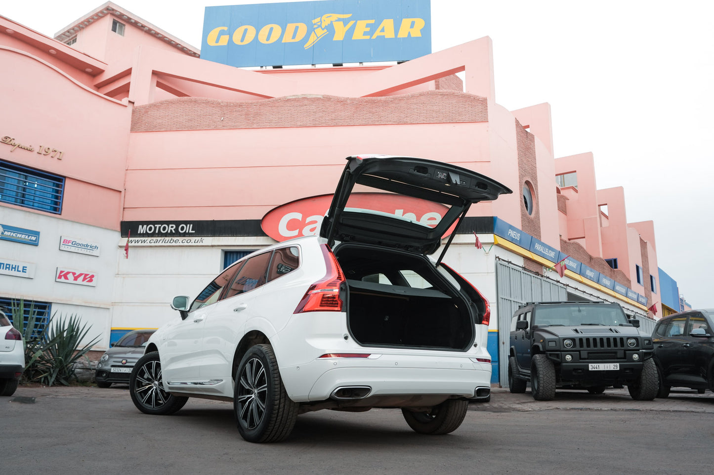 Volvo XC60 Hybrid T8 AWD 2022 Full Options 37 000 km