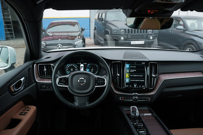 Volvo XC60 Hybrid T8 AWD 2022 Full Options 37 000 km