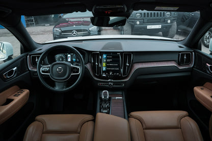 Volvo XC60 Hybrid T8 AWD 2022 Full Options 37 000 km