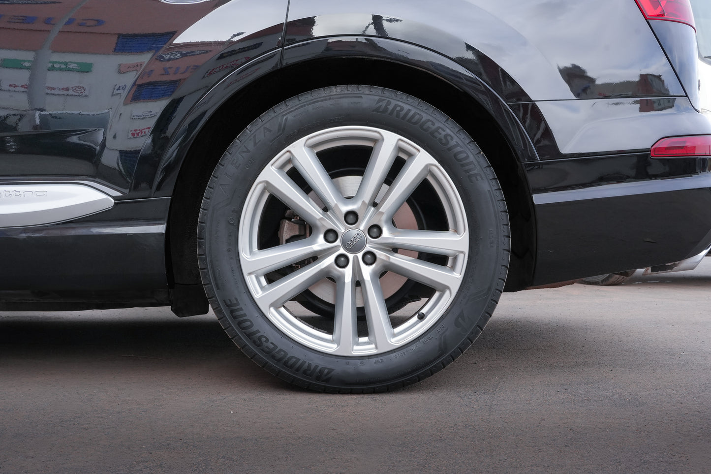 Audi Q7 Sline 2017 133 000 km full option