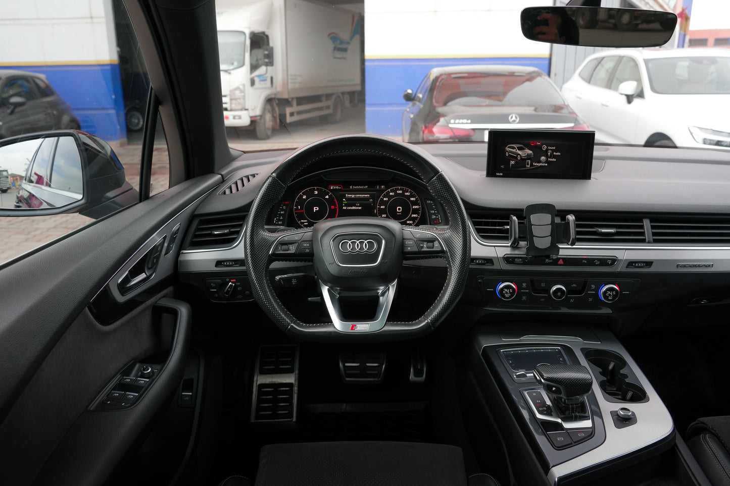 Audi Q7 Sline 2017 133 000 km full option