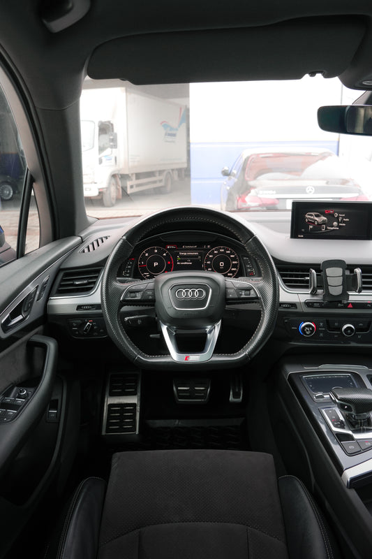 Audi Q7 Sline 2017 133 000 km full option