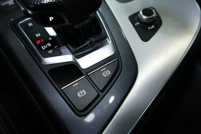 Audi Q7 Sline 2017 133 000 km full option