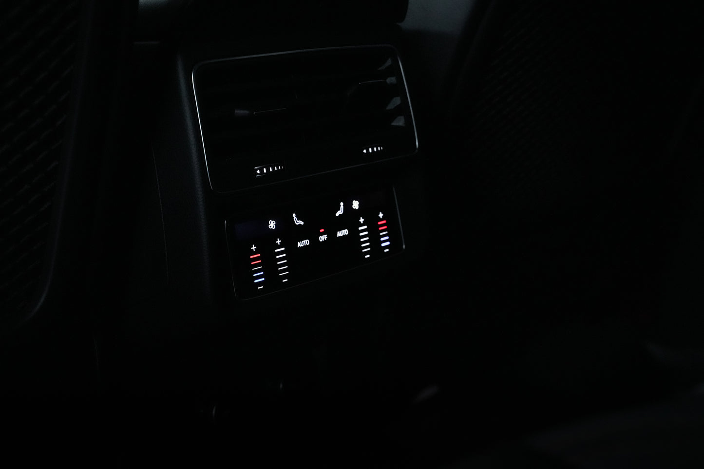 Audi Q8 S line 50 TDI  2023 Importée Neuf Finition Carbon