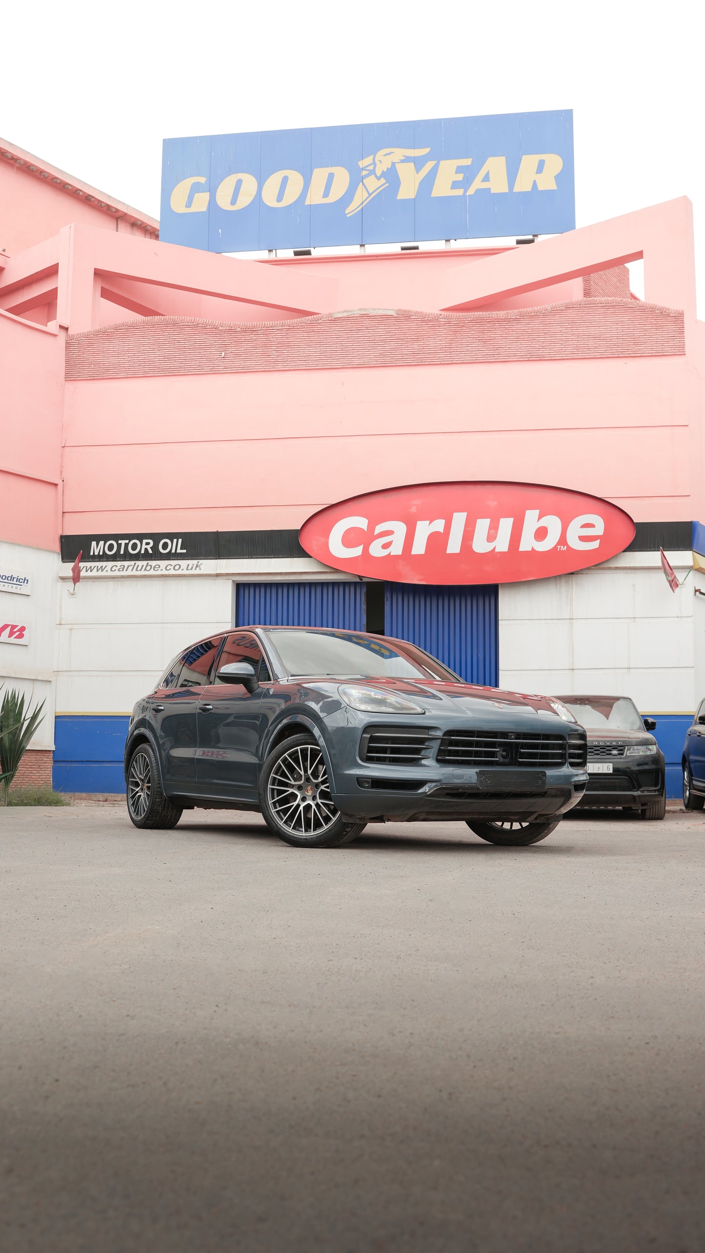 Porsche Cayenne SUV – 2018