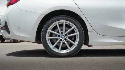 BMW Série 3 – 2020 avec 88 000 km