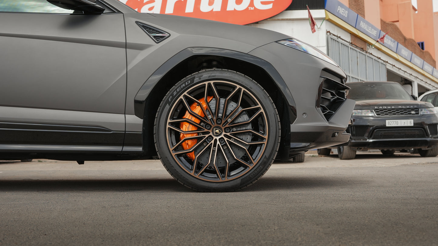 Lamborghini Urus SE Hybride importée neuf