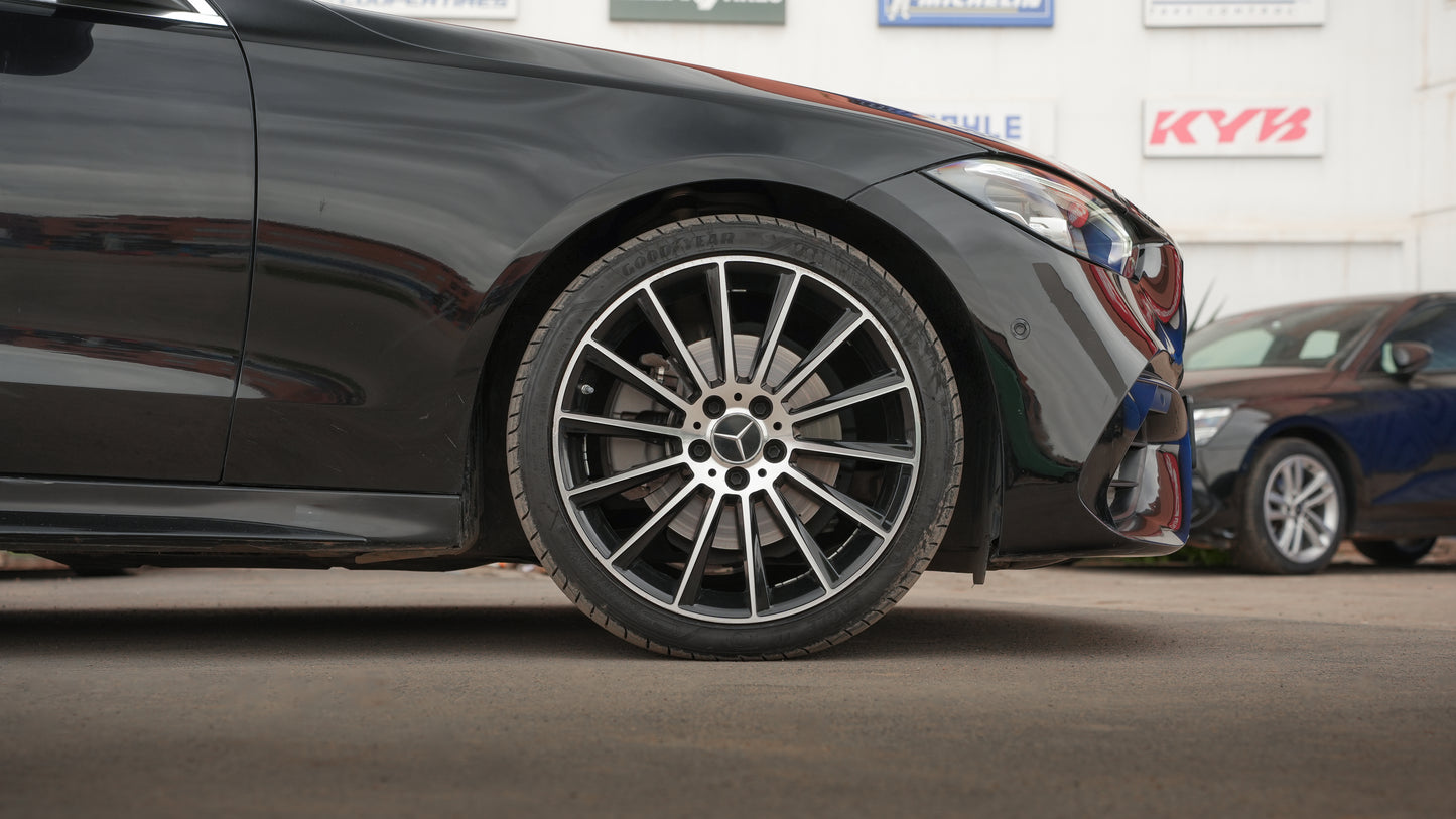 Mercedes-Benz Classe C 220 pack Amg 2024