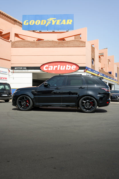 Range Rover Sport SVR Carbon Edition – 2022 _ 40 000KM