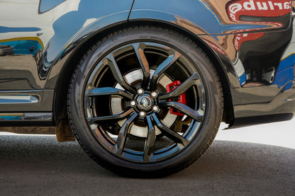 Range Rover Sport SVR Carbon Edition – 2022 _ 40 000KM