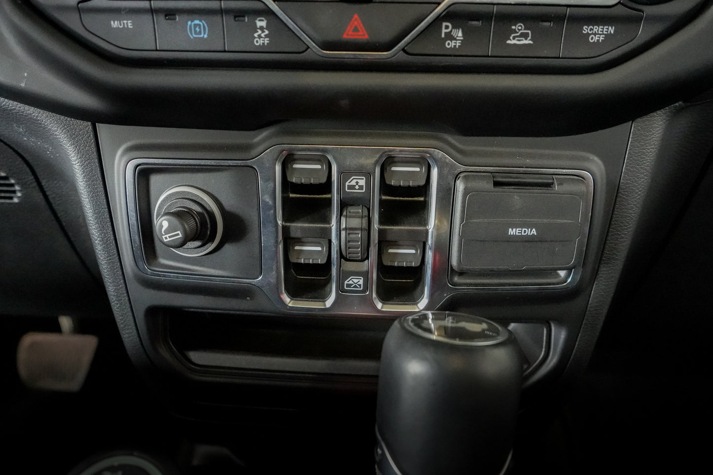 Jeep Wrangler 4xe Hybrid 2022 – 10 000 km